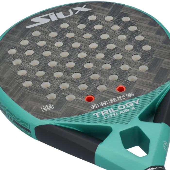 Pala de Pádel de la marca Siux modelo Trilogy Lite Air 4 Advanced